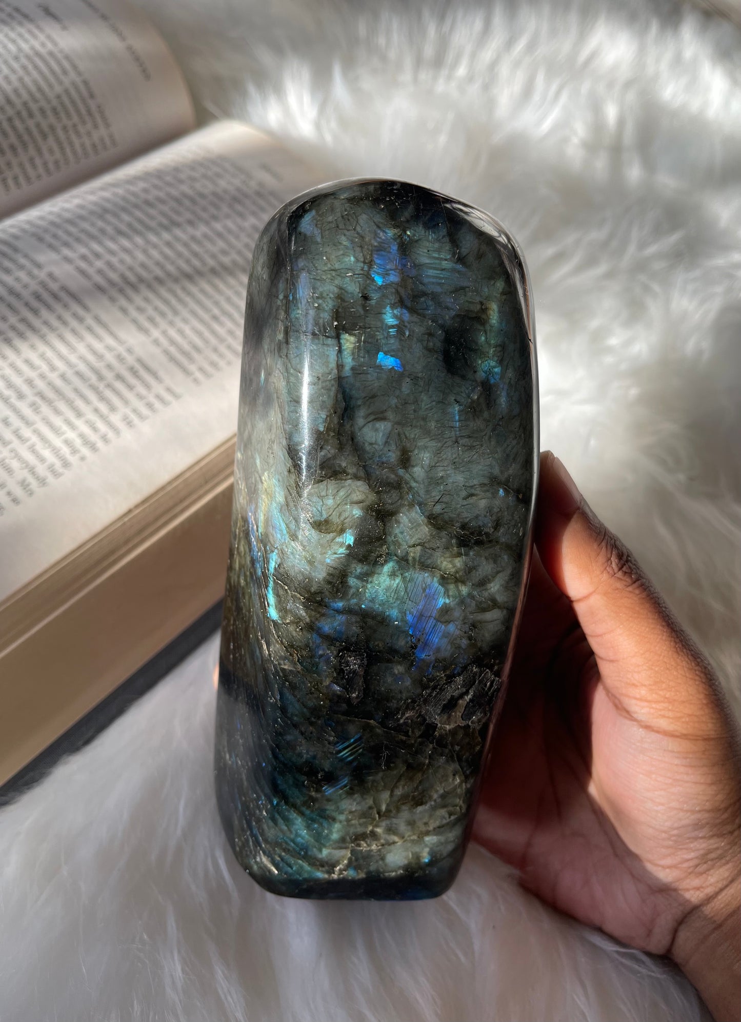 Labradorite display piece