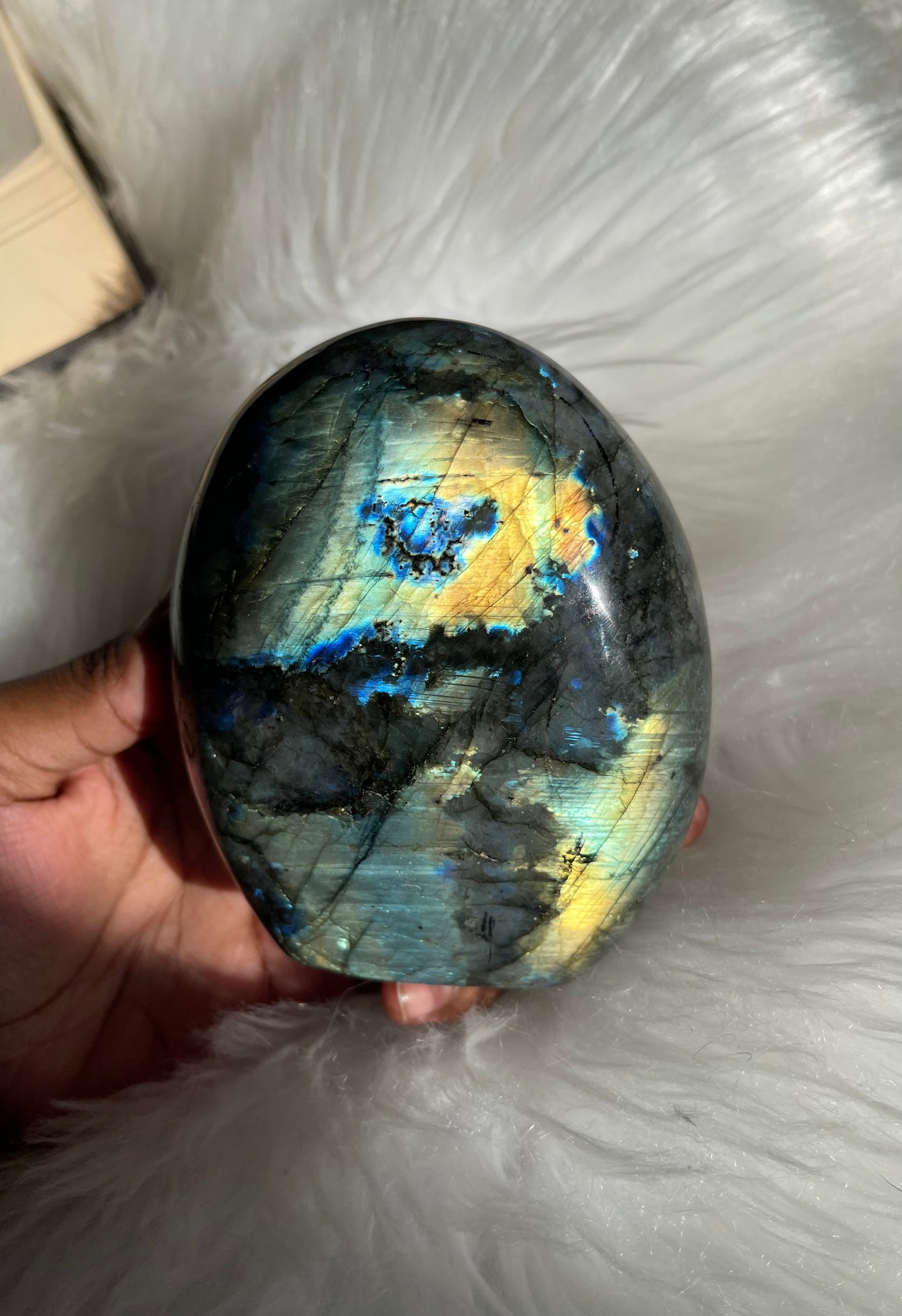 Labradorite display piece