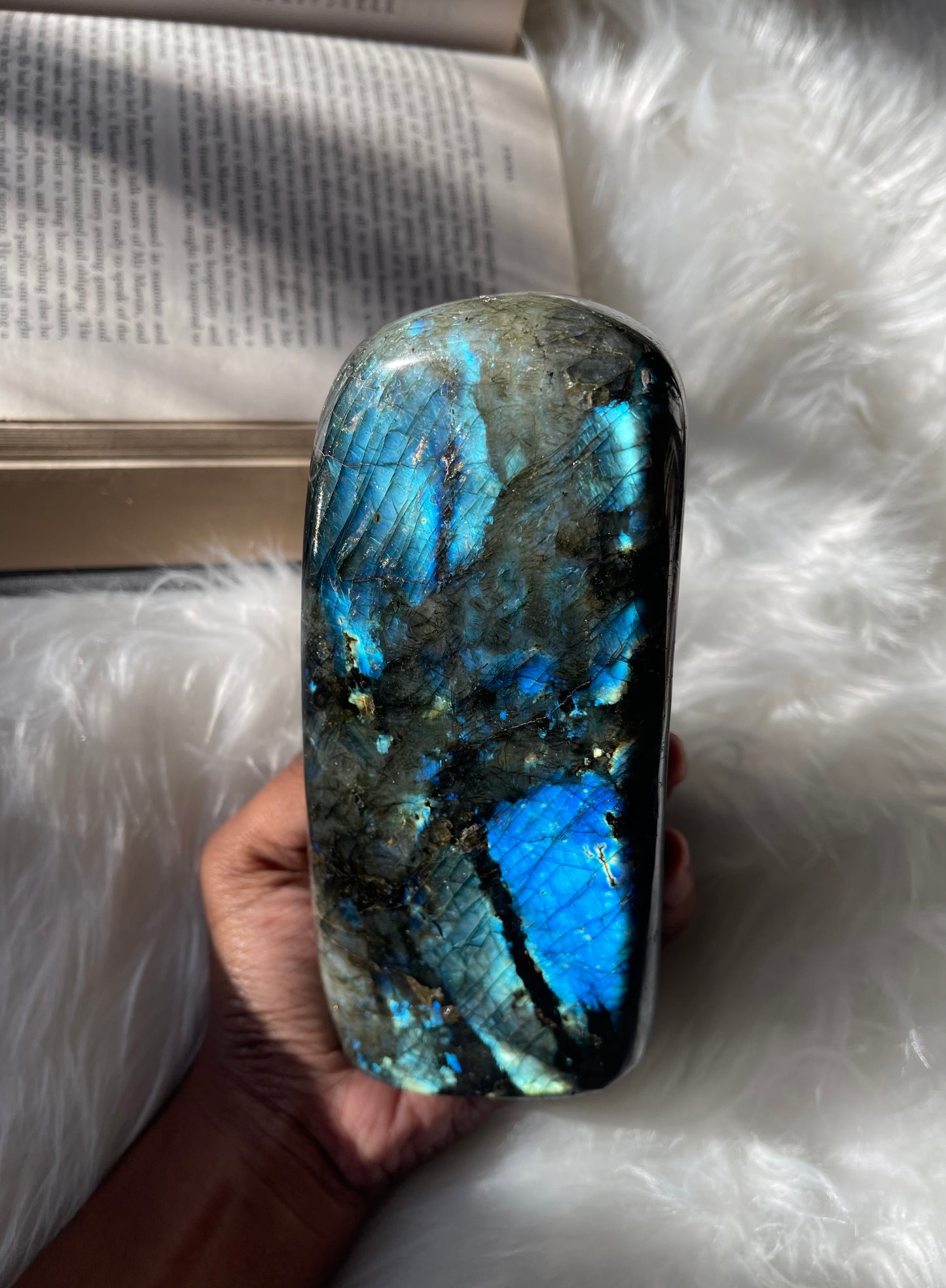 Labradorite display piece