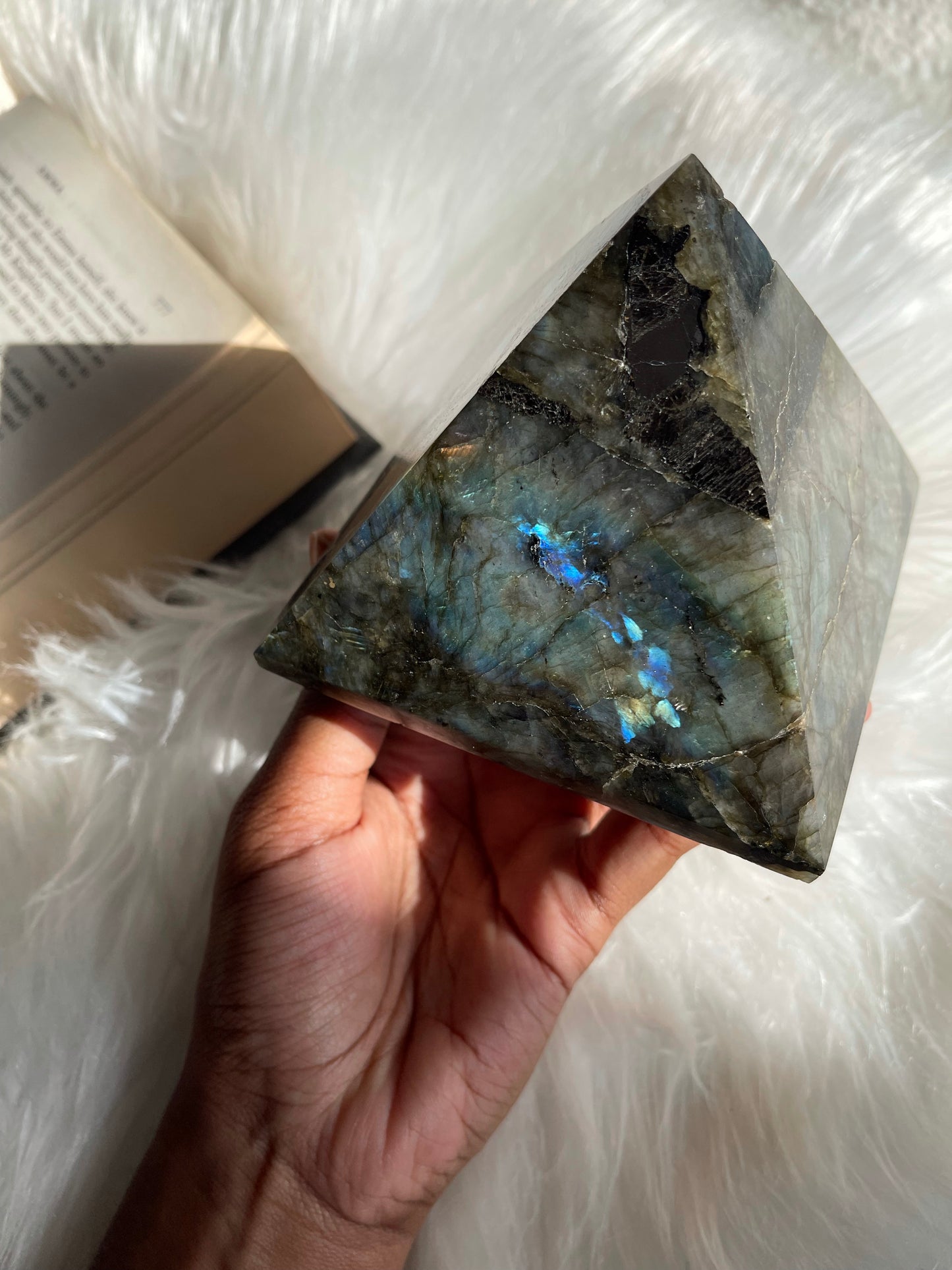 Labradorite pyramid - Large