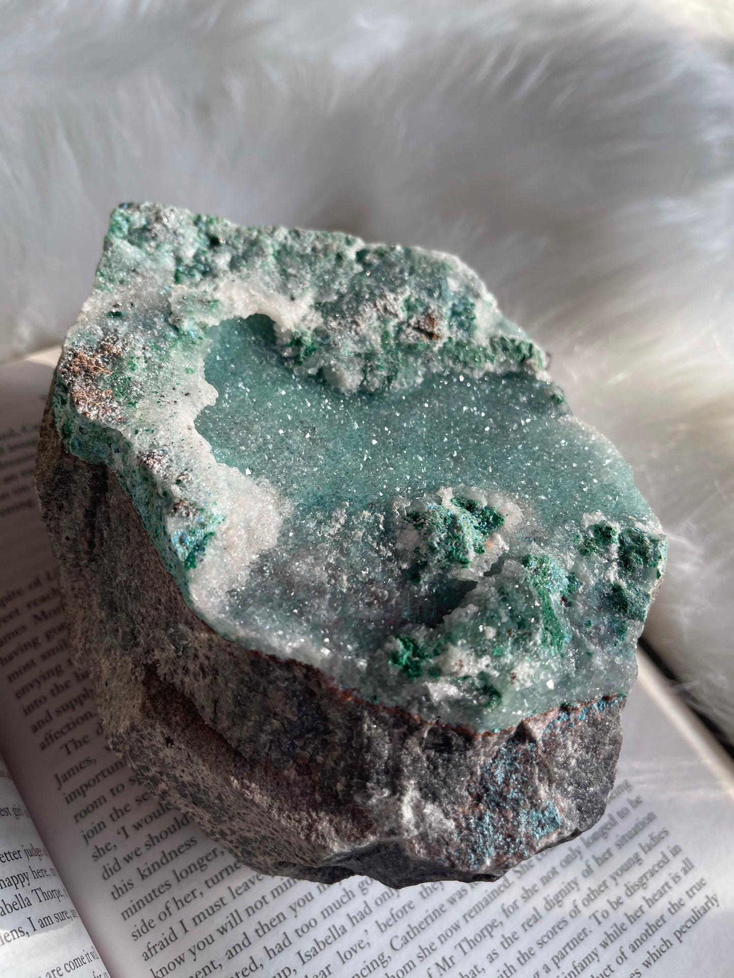Chrysocolla druzy