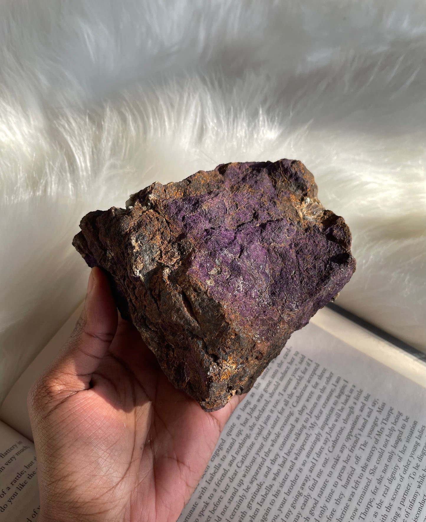 Purpurite display piece