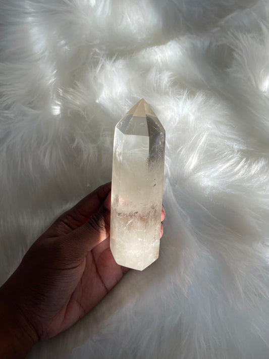 Clear Quartz point (Optic Quartz)