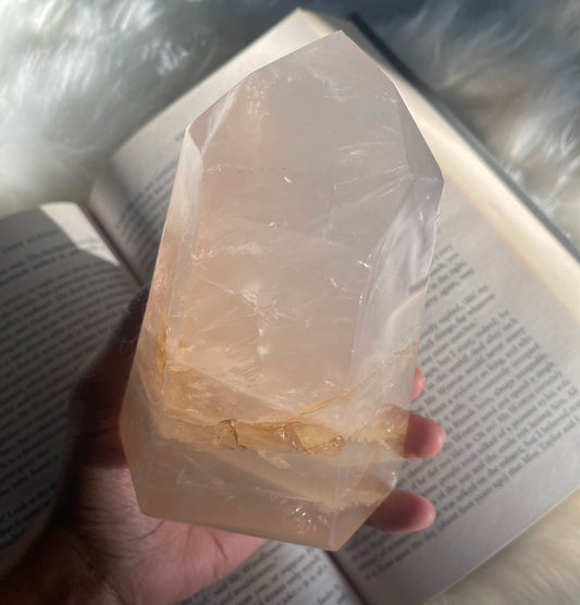 Girasol Quartz point