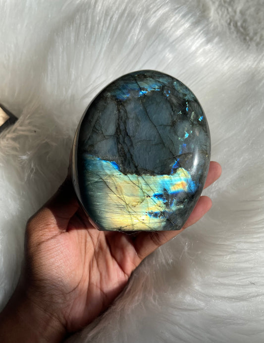 Labradorite display piece