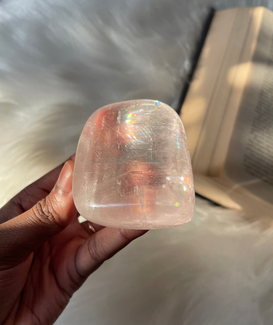 Iceland Spar pebble